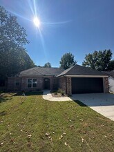 1022 River Oaks in Benton, AR - Foto de edificio - Building Photo