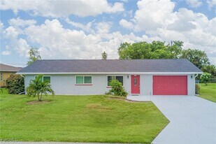 409 SW 44th St in Cape Coral, FL - Building Photo