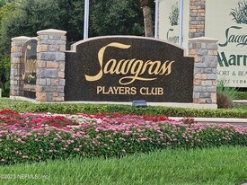 120 Bermuda Ct in Palm Valley, FL - Building Photo