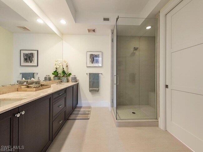 property at 1030 3rd Ave S
