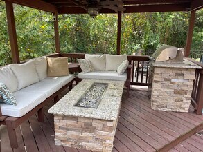 6833 Corto Rd in Ocean Springs, MS - Building Photo - Building Photo