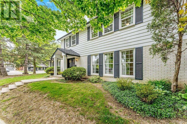 33 Avonwick Gate in Toronto, ON - Building Photo - Building Photo