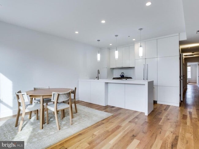 property at 254 15th St SE