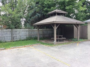 Vine Street Apartments in Lansing, MI - Building Photo - Other