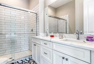 1410 E Curtis St in Tampa, FL - Building Photo - Building Photo