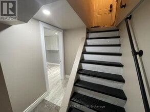 345 Hawkridge Ave in Hamilton, ON - Building Photo - Building Photo