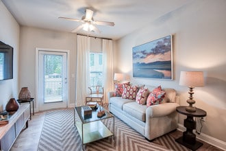 4830 Wescott Apartments in Summerville, SC - Foto de edificio - Building Photo