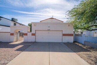 4439 W Wescott Dr in Glendale, AZ - Building Photo - Building Photo