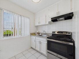 Woodman Apartments in Arleta, CA - Building Photo