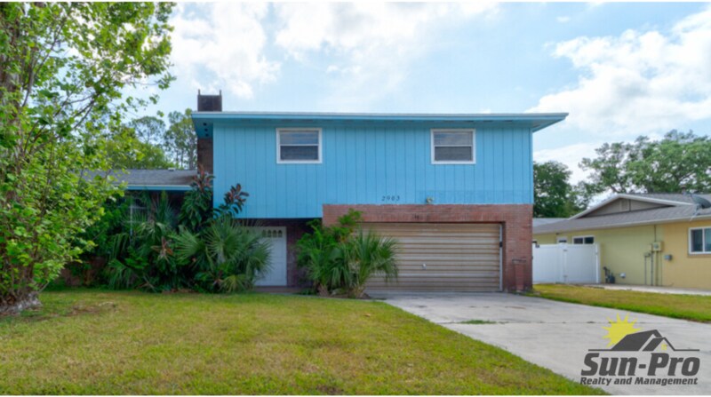 2903 Lantern Dr in South Daytona, FL - Building Photo