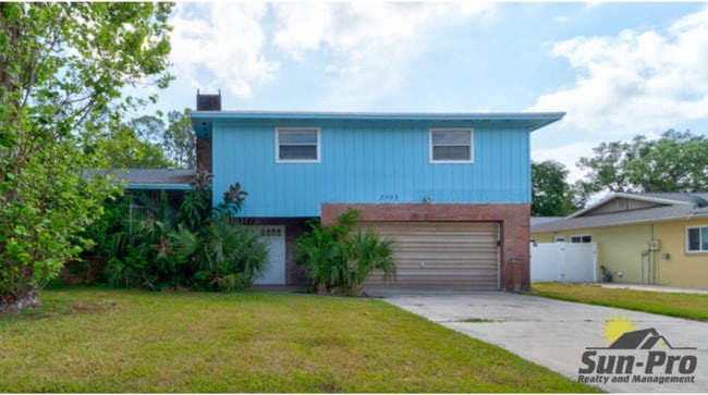 property at 2903 Lantern Dr