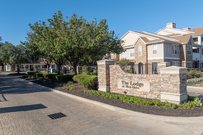 The Lodge at West Oaks