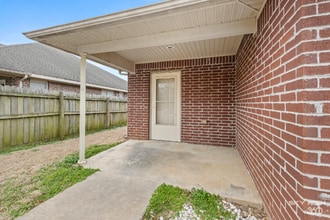 1667 Evening Shade Dr in Fayetteville, AR - Building Photo - Building Photo