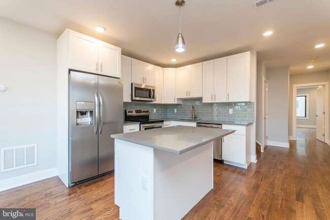 814 N Uber St in Philadelphia, PA - Building Photo - Building Photo