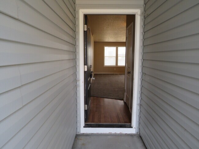 627 Prince Ave in Wilder, ID - Building Photo - Building Photo