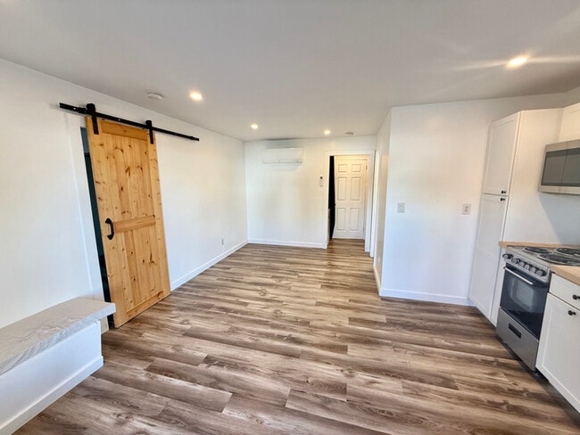 6 A Marlyn Dr in Latham, NY - Building Photo - Building Photo