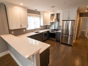 88 Rossmore Rd, Unit 3 CO in Boston, MA - Building Photo - Building Photo