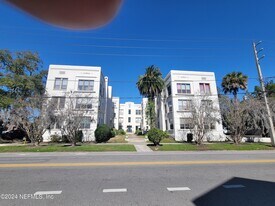 2545 Oak St in Jacksonville, FL - Building Photo