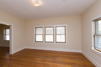 1338 W Pierce St, Unit 2 in Houston, TX - Building Photo - Building Photo