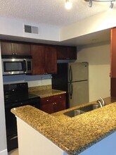5160 Conroy Rd, Unit 1425 in Orlando, FL - Building Photo - Building Photo