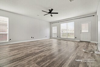 9997 Knob Hollow Way in Conroe, TX - Foto de edificio - Building Photo