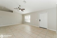 1015 NW 16th Terrace in Cape Coral, FL - Foto de edificio - Building Photo