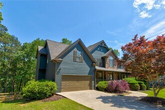 4418 Shellie Ln in Oakwood, GA - Building Photo - Building Photo