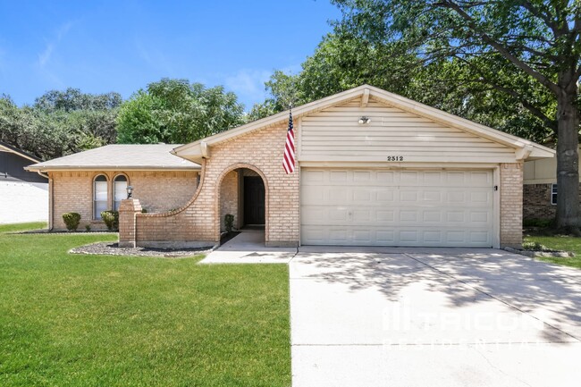 2312 Vineyard Dr