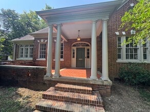 714 E Fairview Ave in Montgomery, AL - Building Photo - Building Photo
