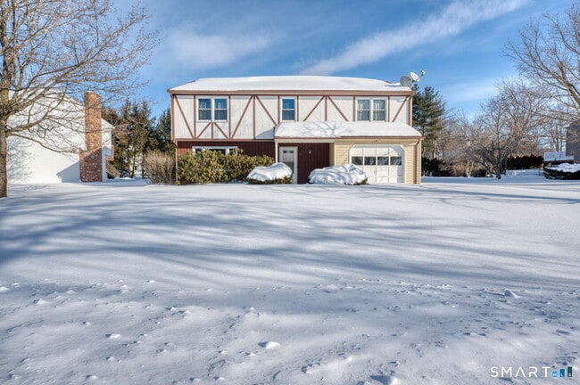 property at 5 Cutler Ln