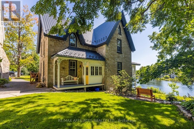 property at 64 Clyde St