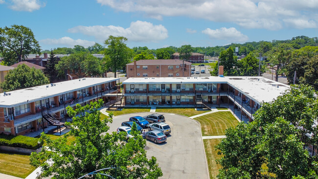 1901 W Pryor Ave in Chicago, IL - Building Photo - Building Photo