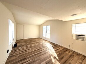 8115 Tolles Dr in North Fort Myers, FL - Building Photo - Building Photo