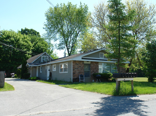 14 Bowman St in Saratoga Springs, NY - Building Photo - Building Photo