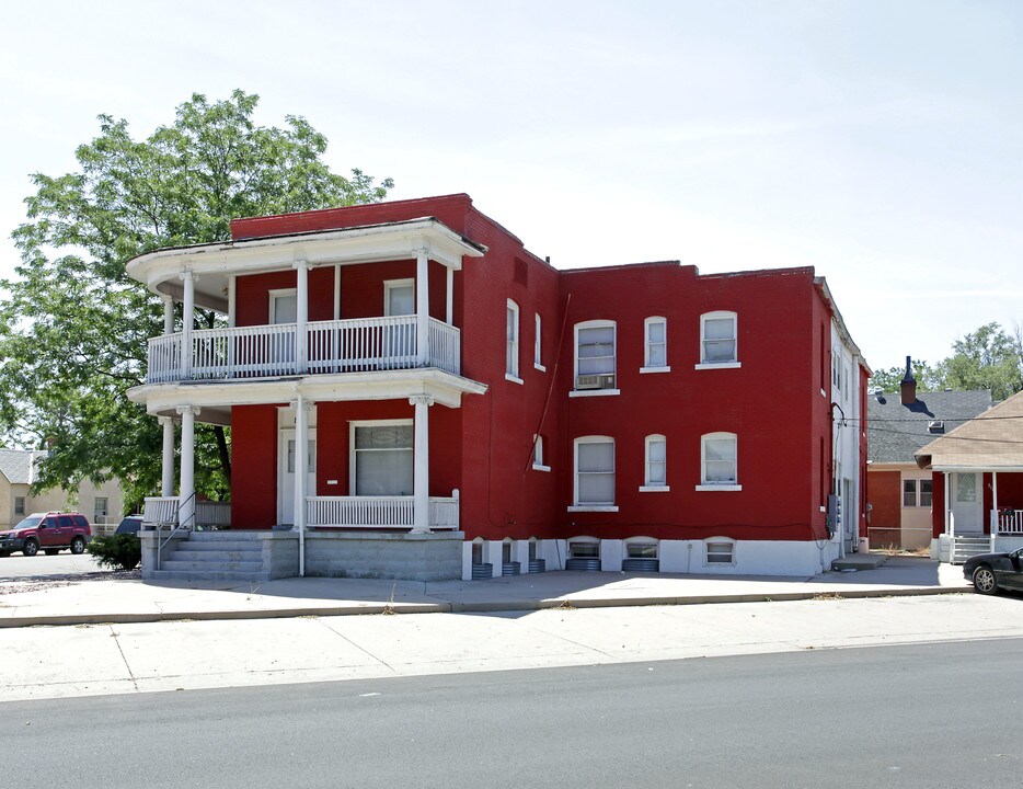 801 E Evans Ave in Pueblo, CO - Foto de edificio