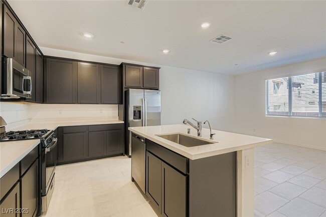 property at 1554 Maria Xing Ave