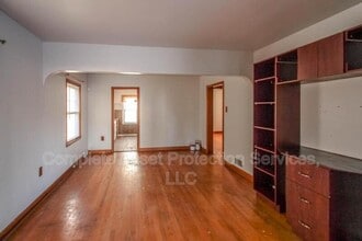 7540 Van Buren Ave in Hammond, IN - Building Photo - Building Photo