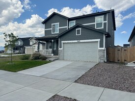 6074 Donahue Dr in Colorado Springs, CO - Building Photo