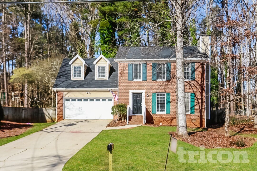 3153 Glynn Mill Dr in Snellville, GA - Foto de edificio