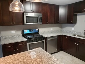 14524 Walden Ct in Oak Forest, IL - Building Photo - Building Photo