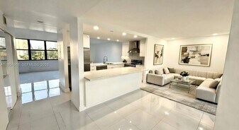 20441 NE 30th Ave in Aventura, FL - Building Photo