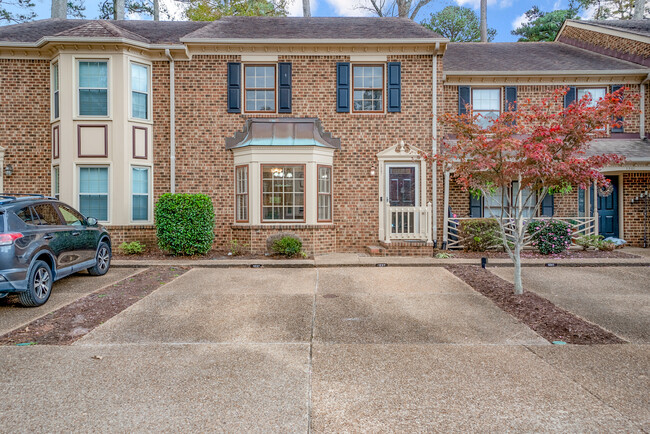 1237 Peoples Way in Virginia Beach, VA - Foto de edificio - Building Photo