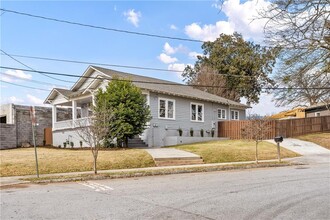 853 Brookline St SW in Atlanta, GA - Building Photo - Building Photo