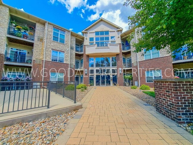 property at 3031 Grand Ave