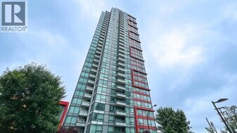 6658 Dow Ave in Burnaby, BC - Building Photo