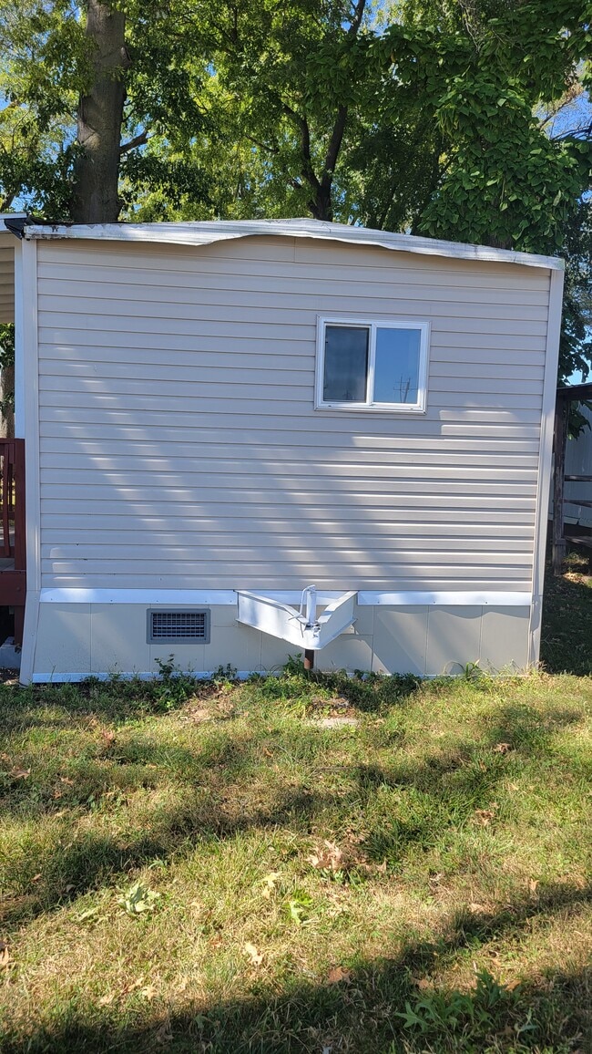 4531 N 61st St, Unit Lot 1 in Lincoln, NE - Foto de edificio - Building Photo