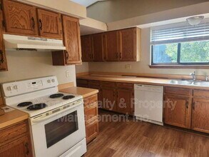 146 Lois Dr in Louisville, CO - Building Photo - Building Photo