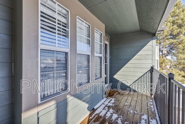 17315 E Rice Cir in Aurora, CO - Building Photo - Building Photo