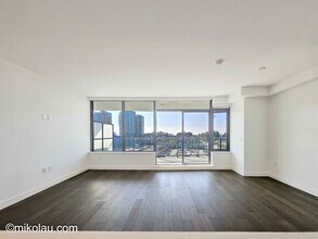 1588 Johnston Rd in White Rock, BC - Building Photo - Building Photo