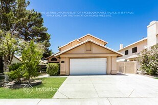 5729 N Walkingstick Ln in North Las Vegas, NV - Building Photo